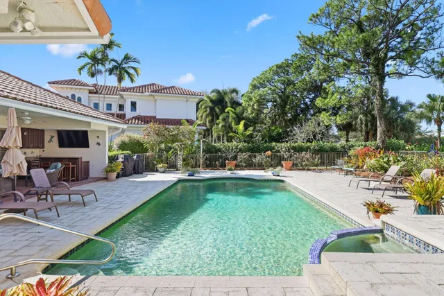 Boca Bath & Tennis Residence photo 43