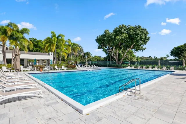 Boca Bath & Tennis Residence photo 70