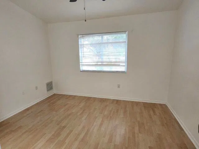 Unit 202 photo 14