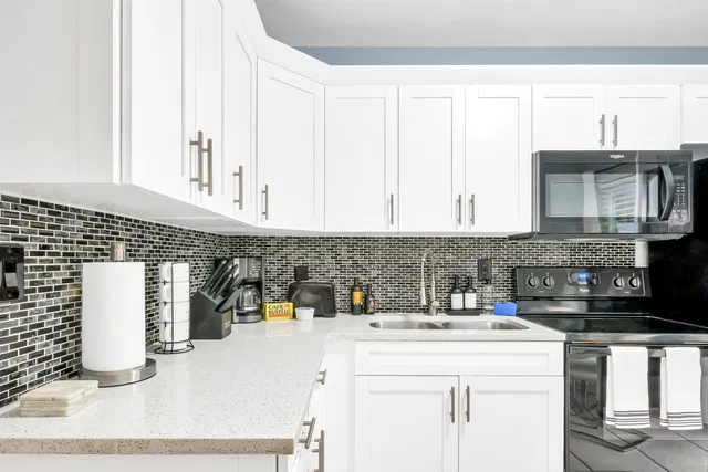 West Palm Beach Residence photo 8