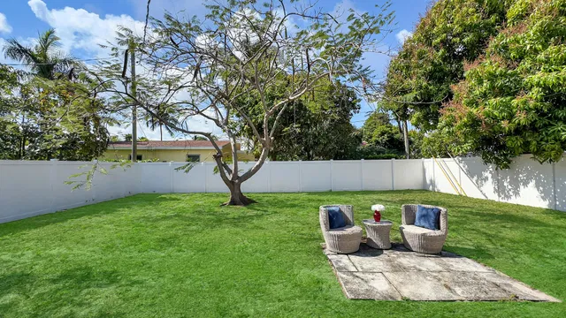 West Palm Beach Residence photo 14