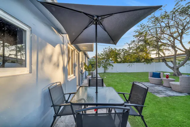 West Palm Beach Residence photo 17