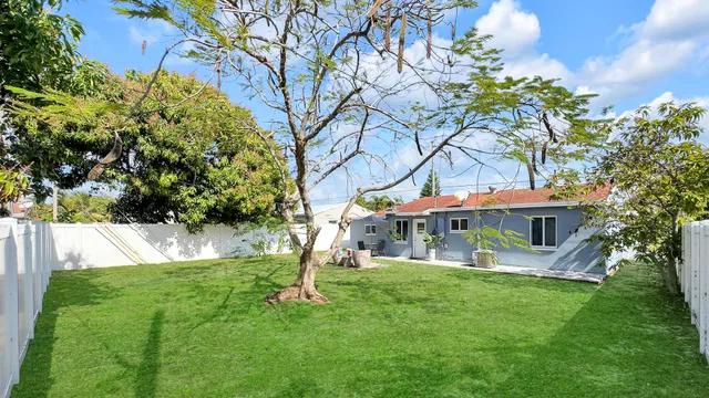 West Palm Beach Residence photo 22