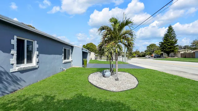 West Palm Beach Residence photo 24