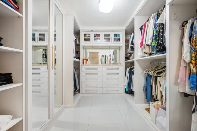 Sloan's Curve Palm Beach Unit Ph 607n photo 8