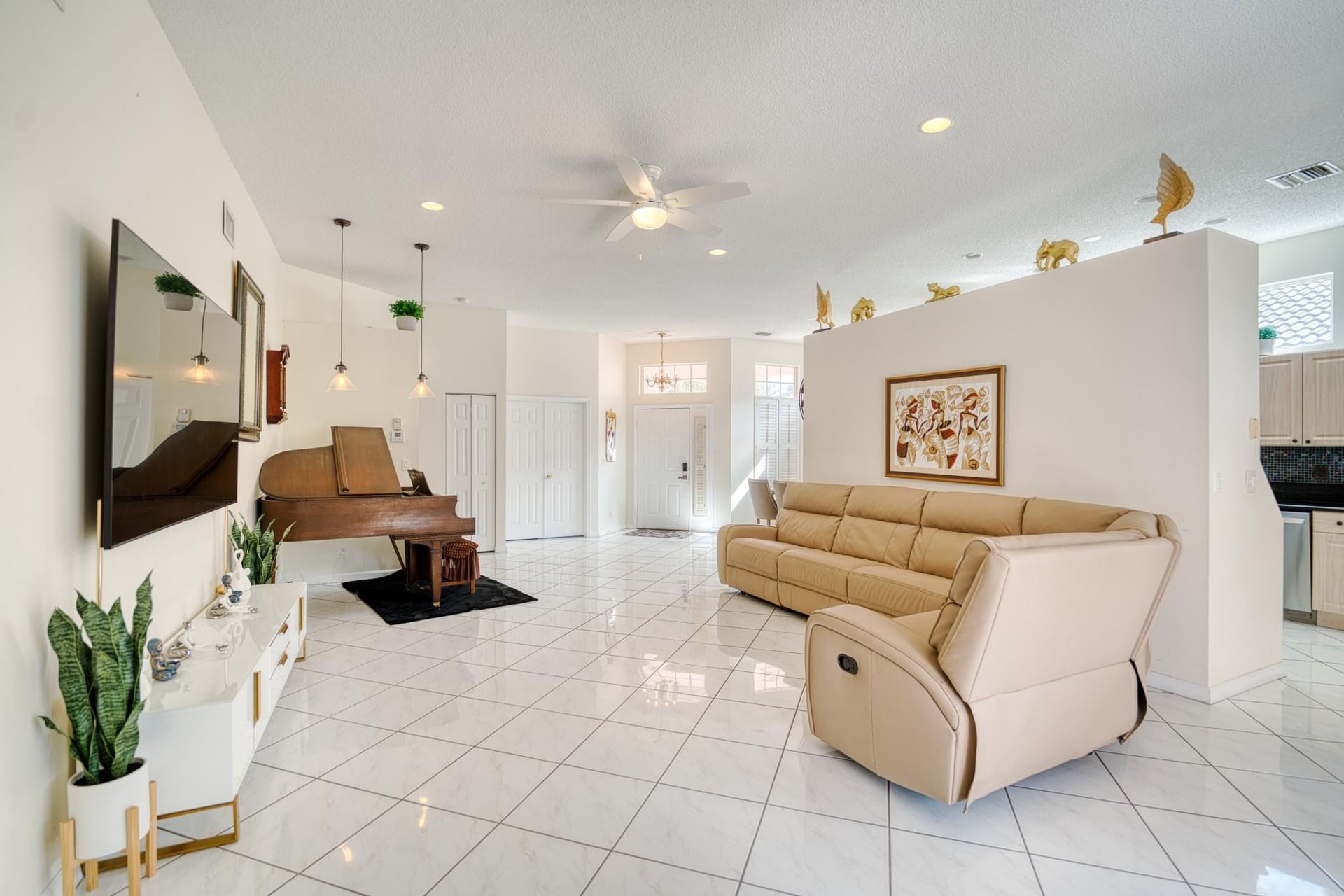 Residence photo 9