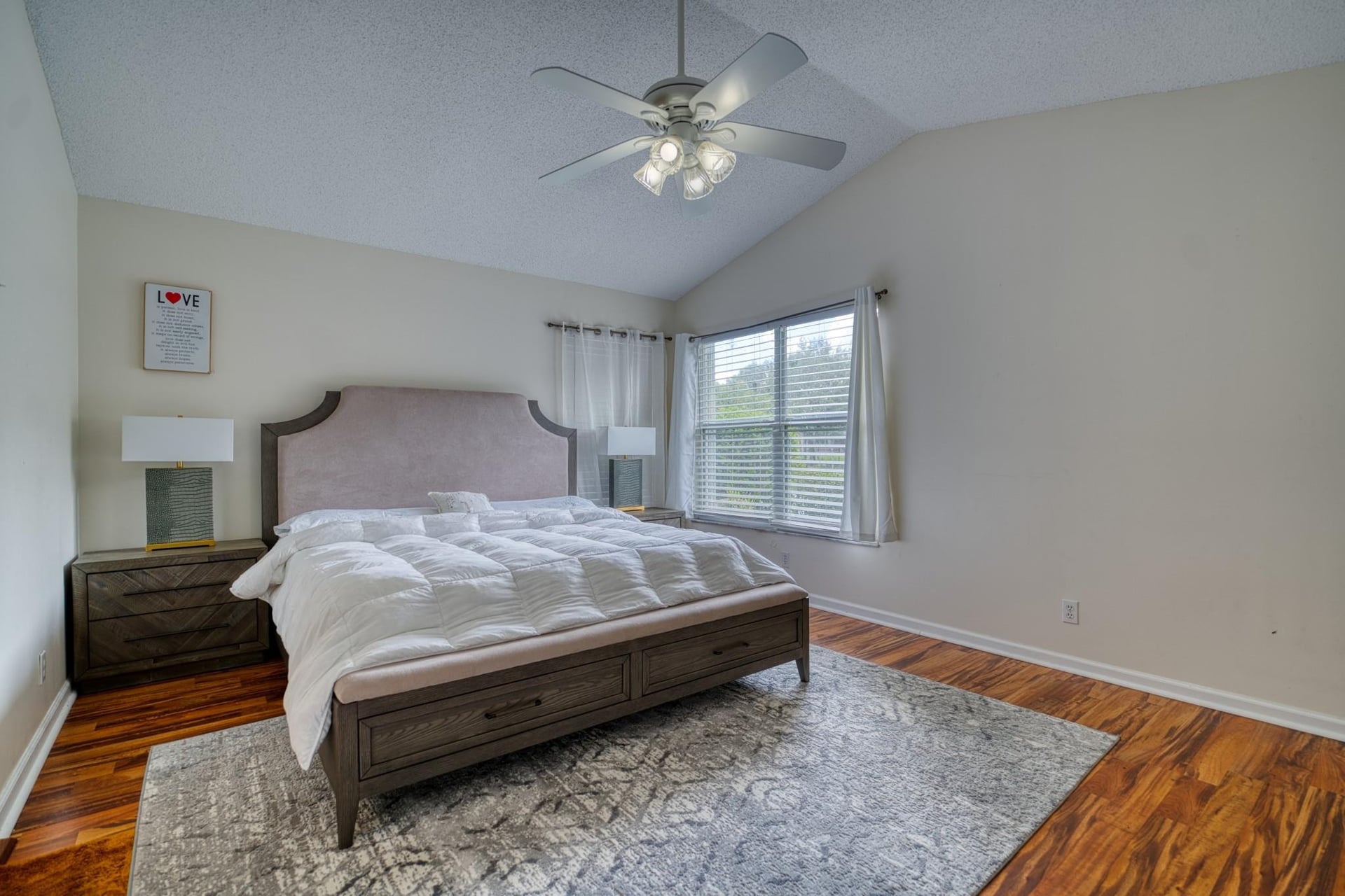 Residence photo 24