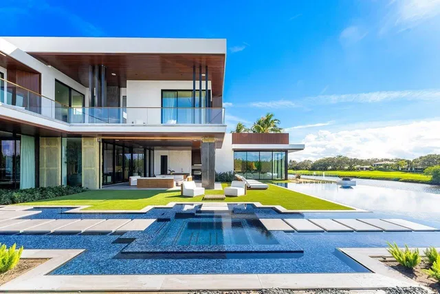 Admirals Cove Residence photo 3