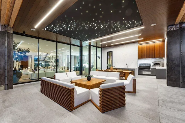 Admirals Cove Residence photo 5