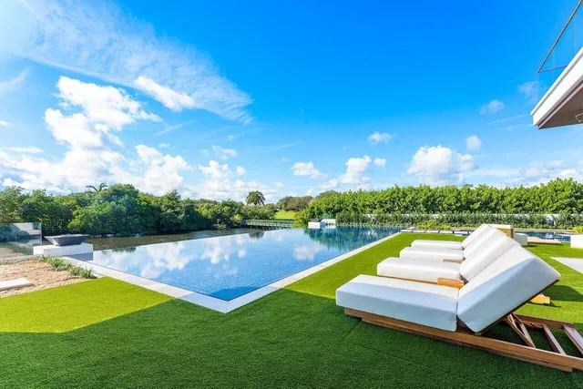 Admirals Cove Residence photo 9