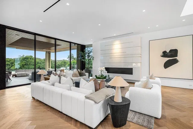 Admirals Cove Residence photo 20