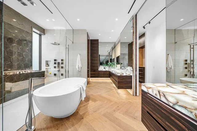 Admirals Cove Residence photo 42