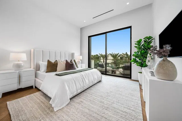 Admirals Cove Residence photo 59