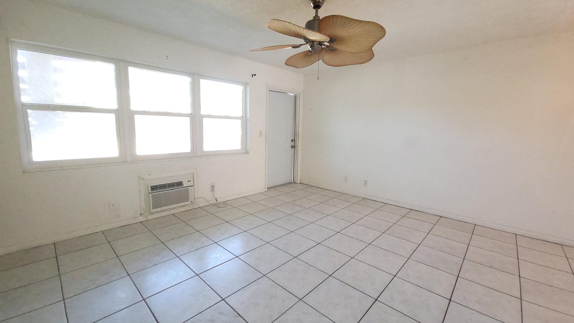 Residence photo 3