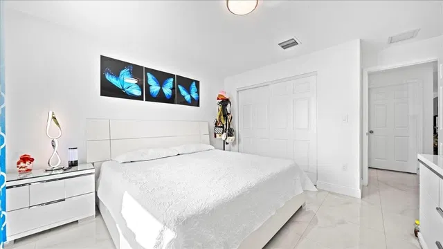 Residence photo 17