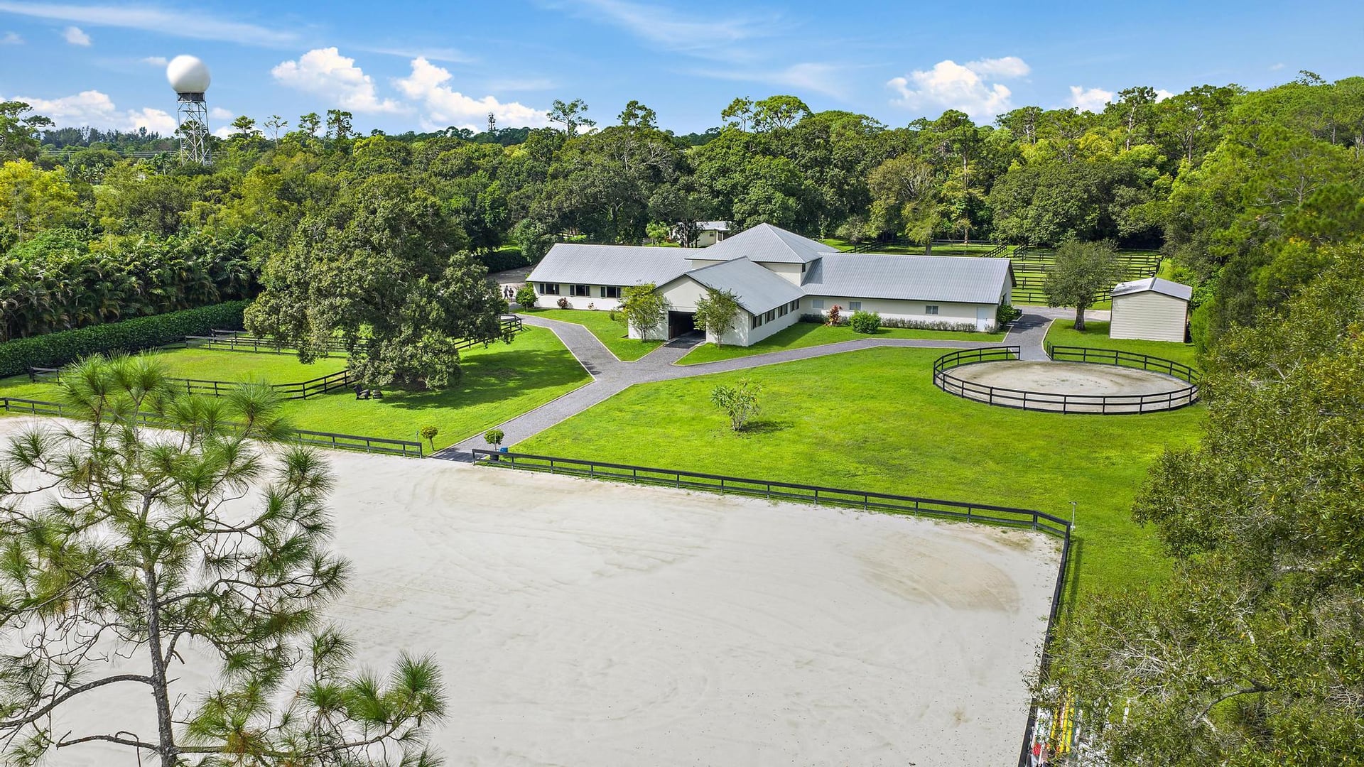Residence photo 4