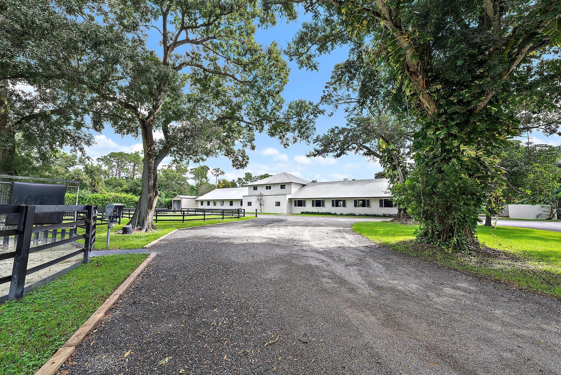 Residence photo 13