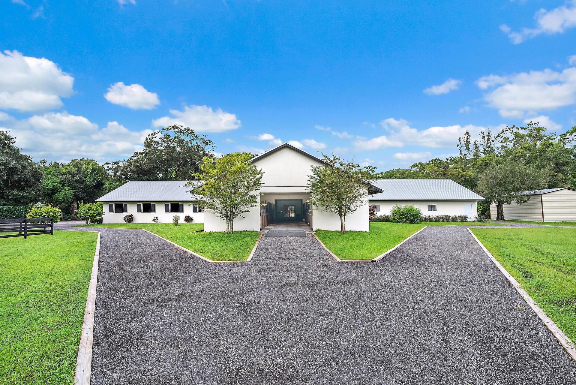  Residence photo 18