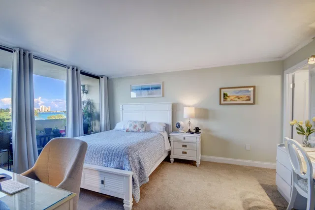 Palm Beach House Unit 307 photo 12