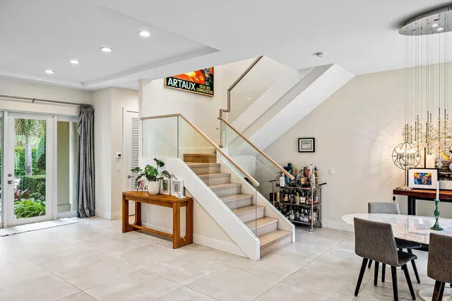 Residence photo 18