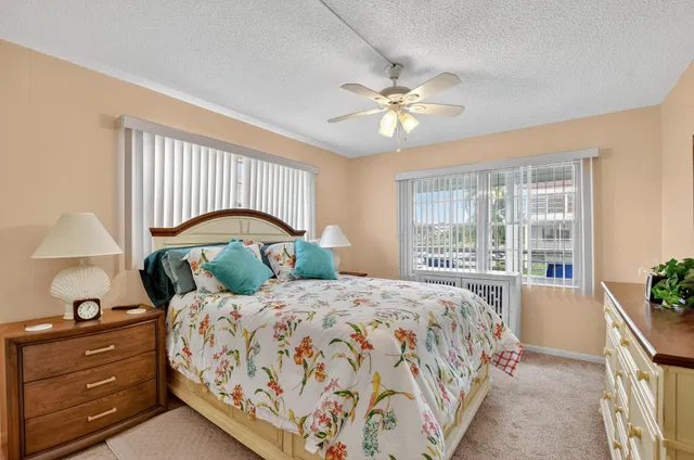 Residence photo 9