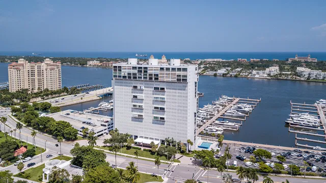 Waterview Towers Unit Ph C6 photo 2