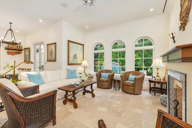 Ocean Park Residence photo 8