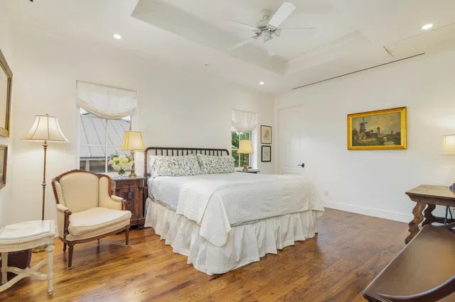 Ocean Park Residence photo 23