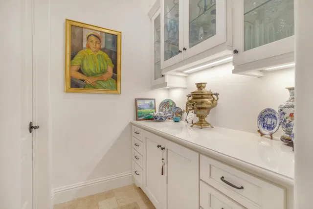 Ocean Park Residence photo 32