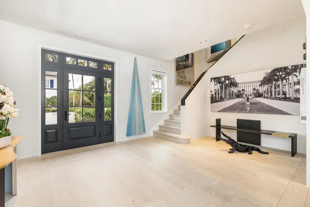North End Palm Beach Residence photo 3