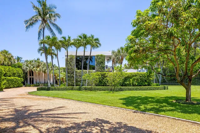 Residence photo 26