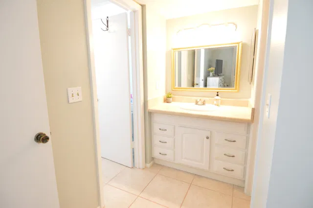 Unit G249 photo 18