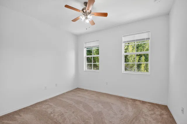 Residence photo 33