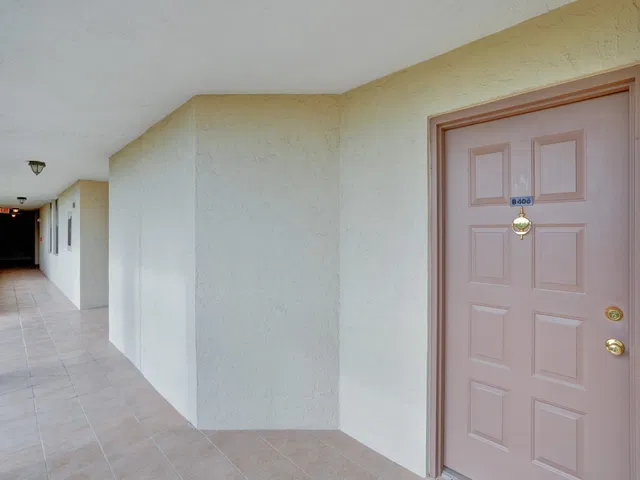 Unit 405 photo 41