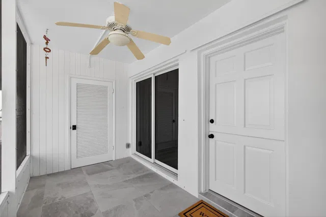 Unit 208 photo 14