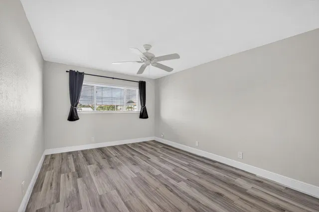 Unit 208 photo 34