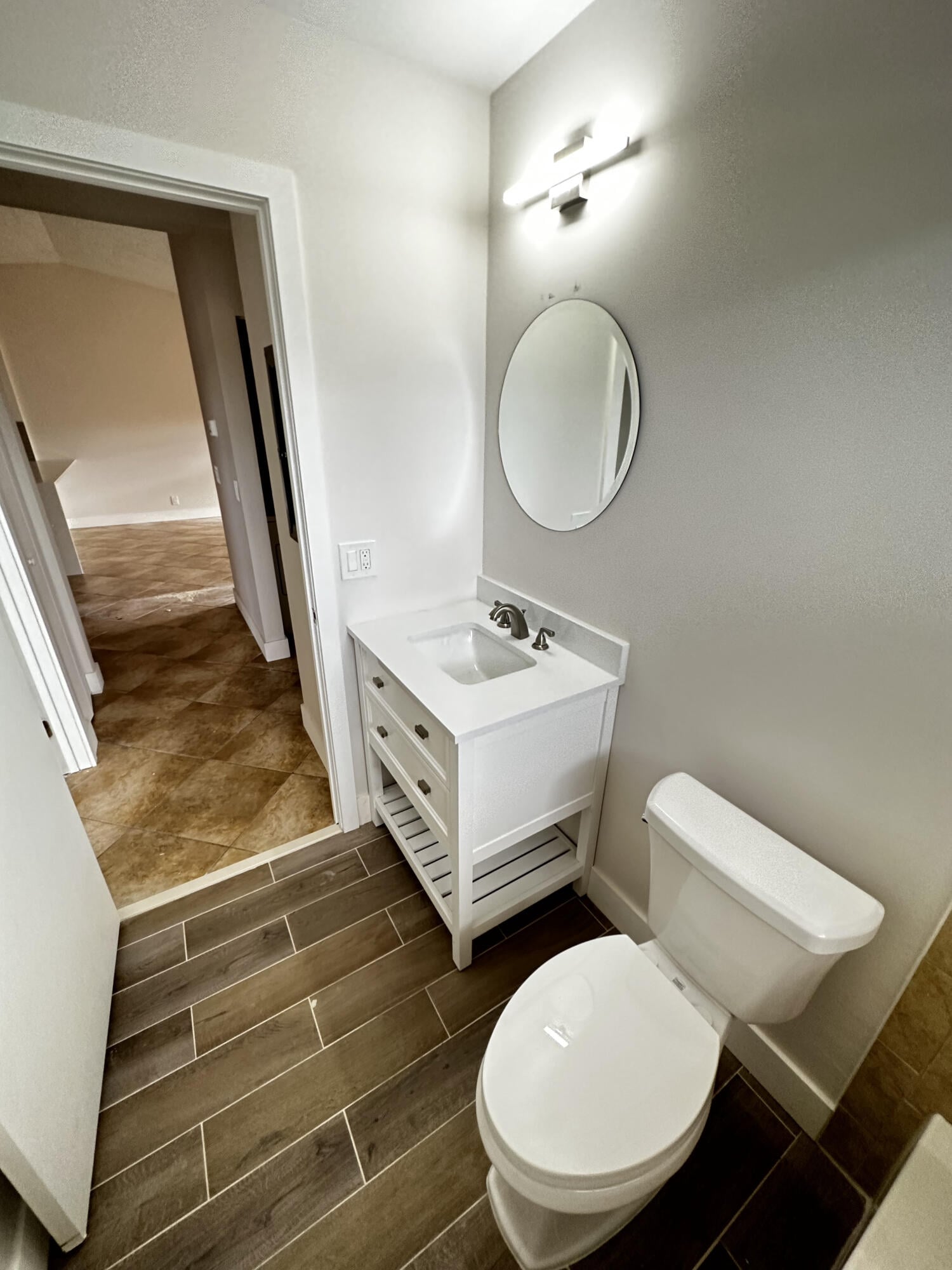 Unit C photo 29