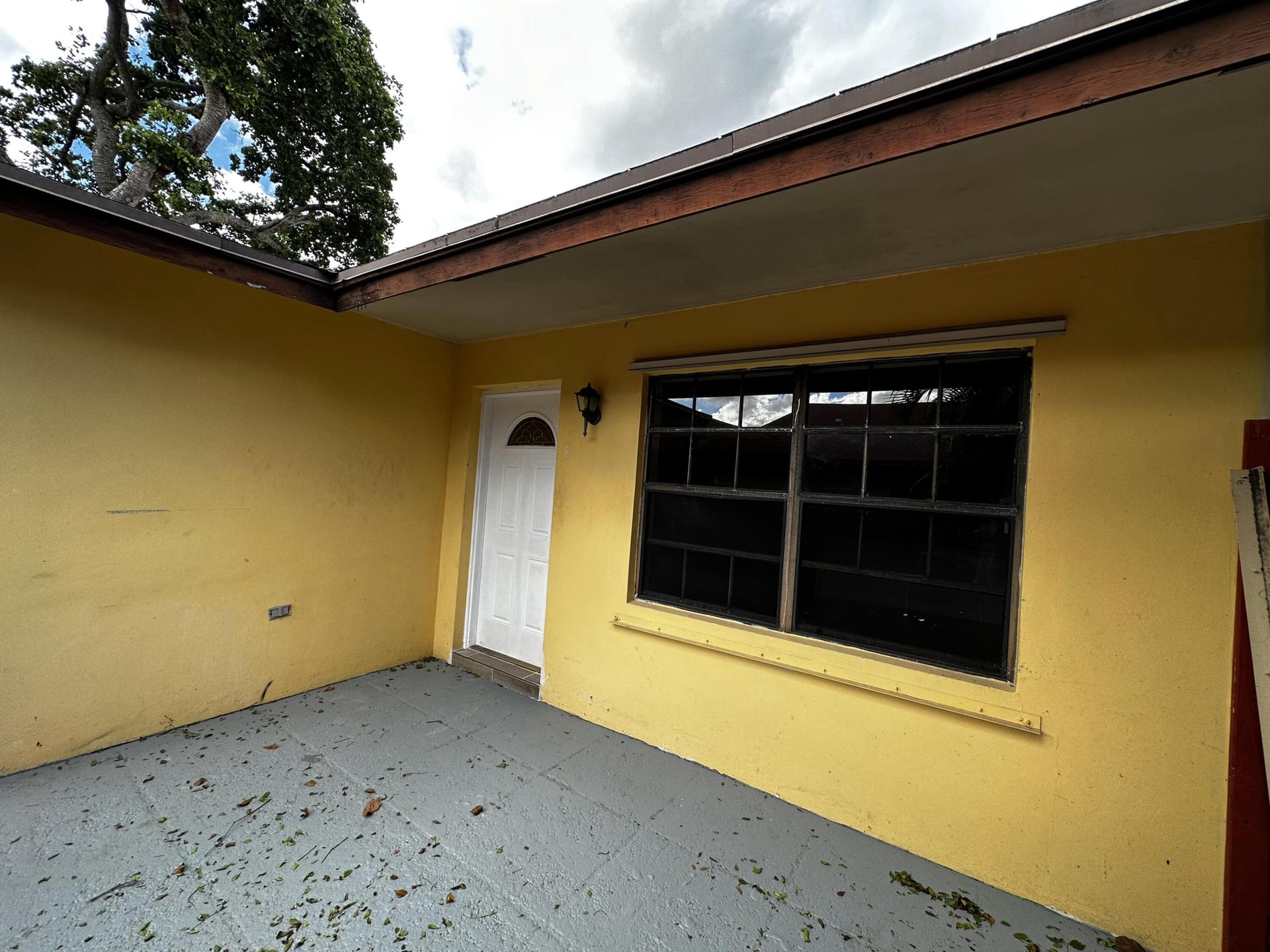 Unit C photo 36