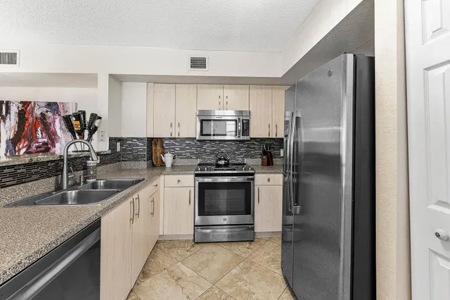 Flagler Pointe Unit 235 photo 5