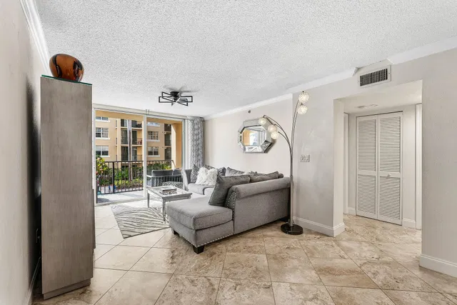 Flagler Pointe Unit 235 photo 8