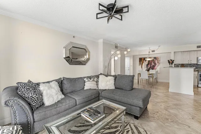Flagler Pointe Unit 235 photo 10