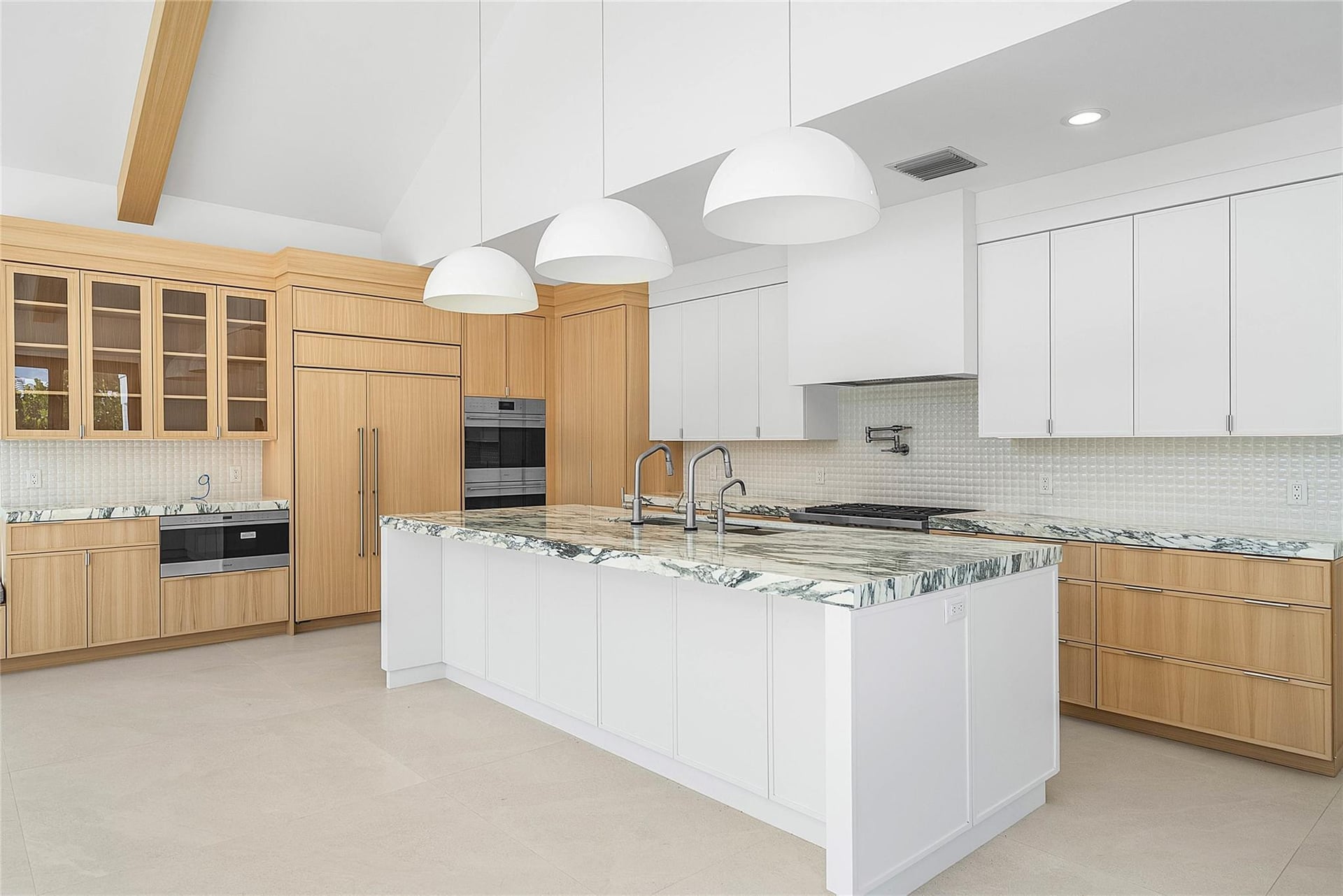  Residence photo 11