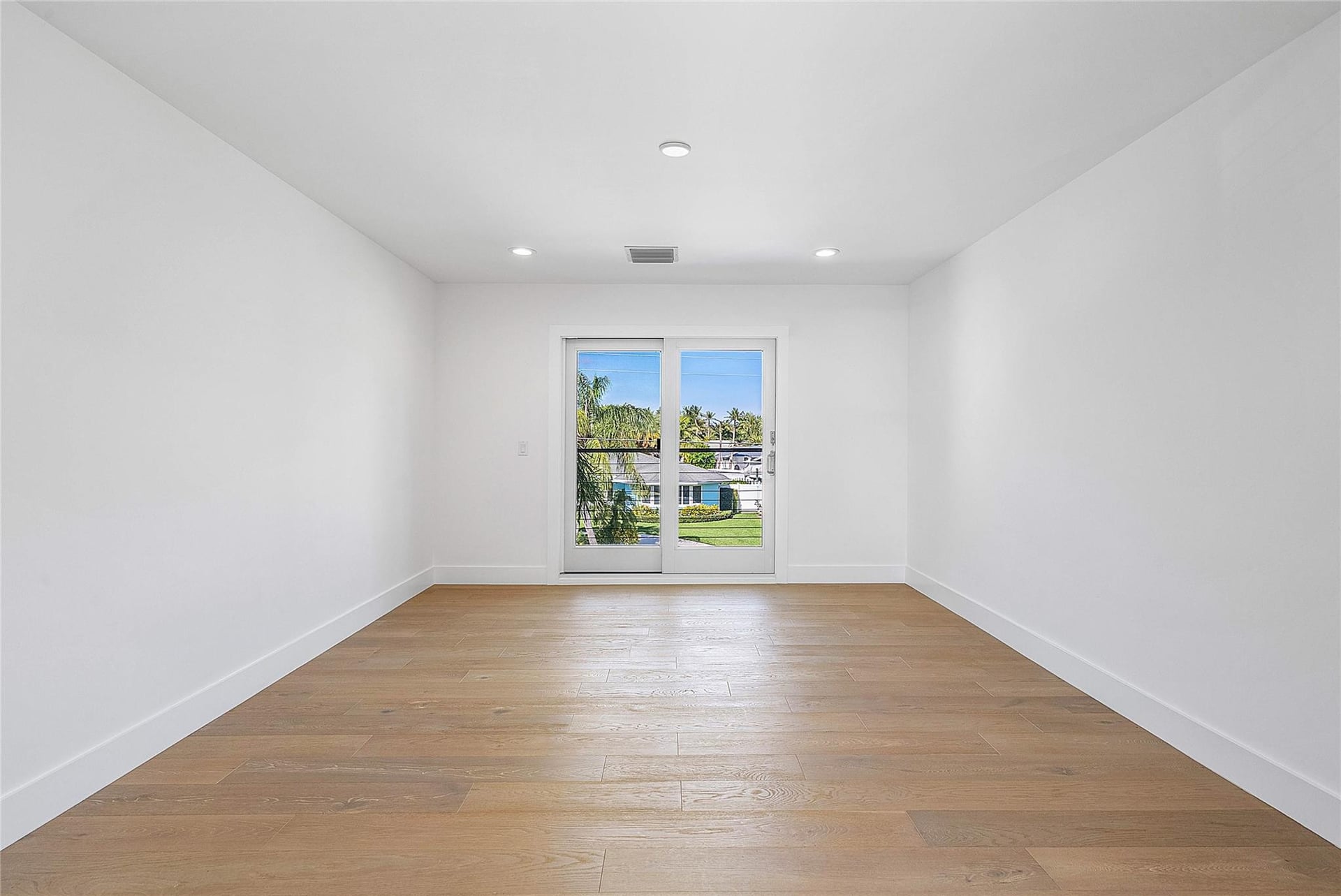  Residence photo 26