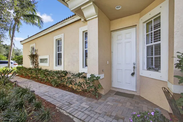Residence photo 7
