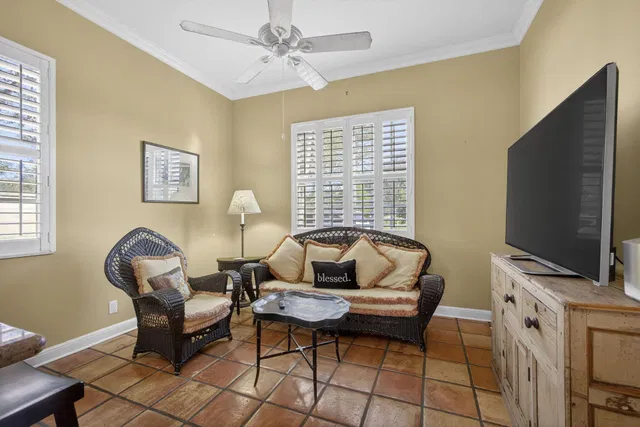 Residence photo 26