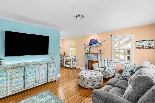 Residence photo 4