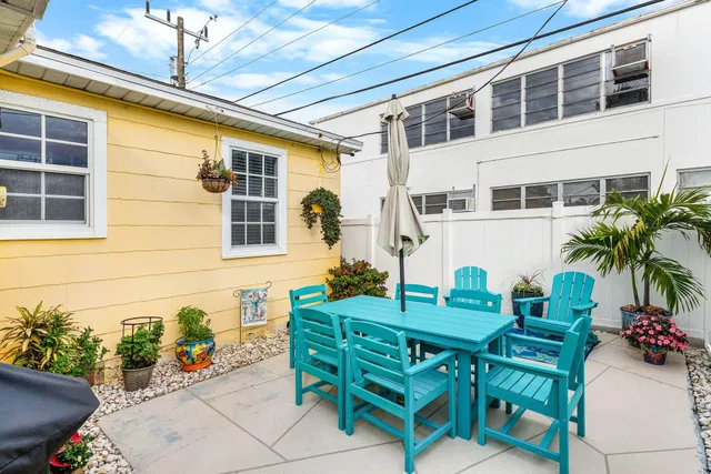 Residence photo 22