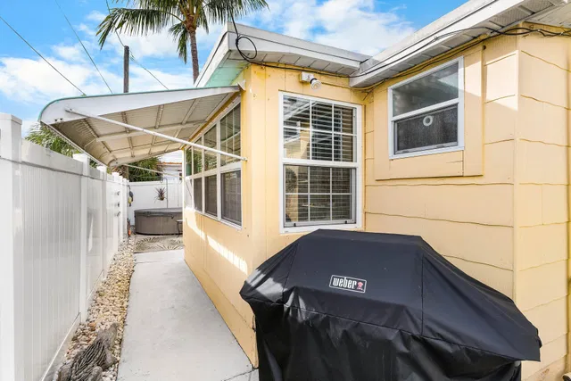 Residence photo 26
