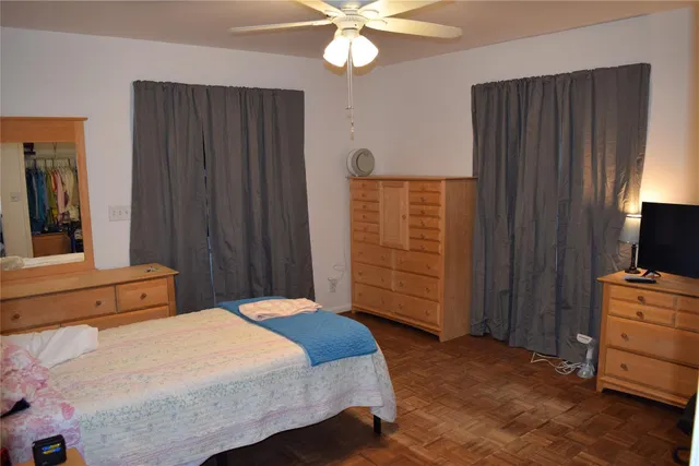 Residence photo 11
