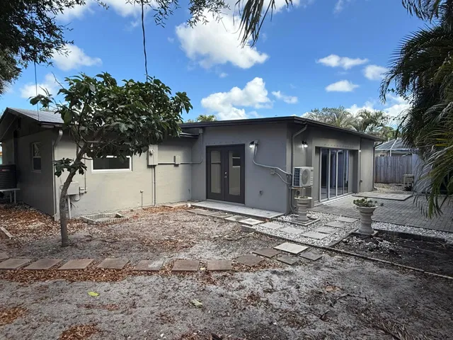 Residence photo 6